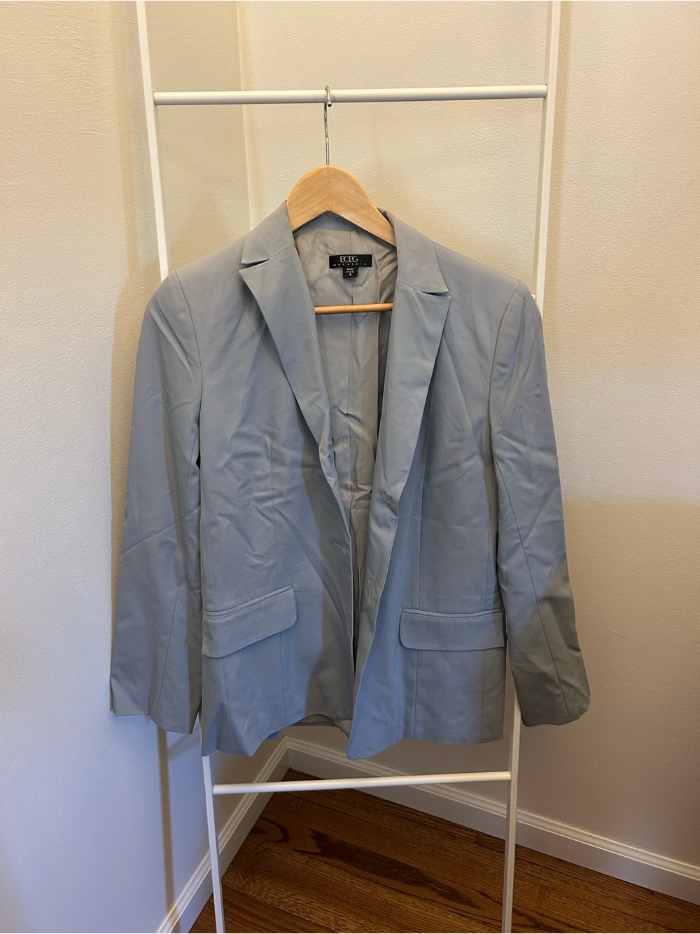 BCBGMaxAzria Light Gray Tailored Women's Blazer